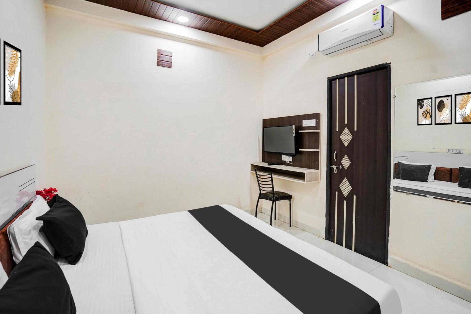 Super Hotel O Brilliant Convention Centre Formerly Madhur Shree Indore Dış mekan fotoğraf