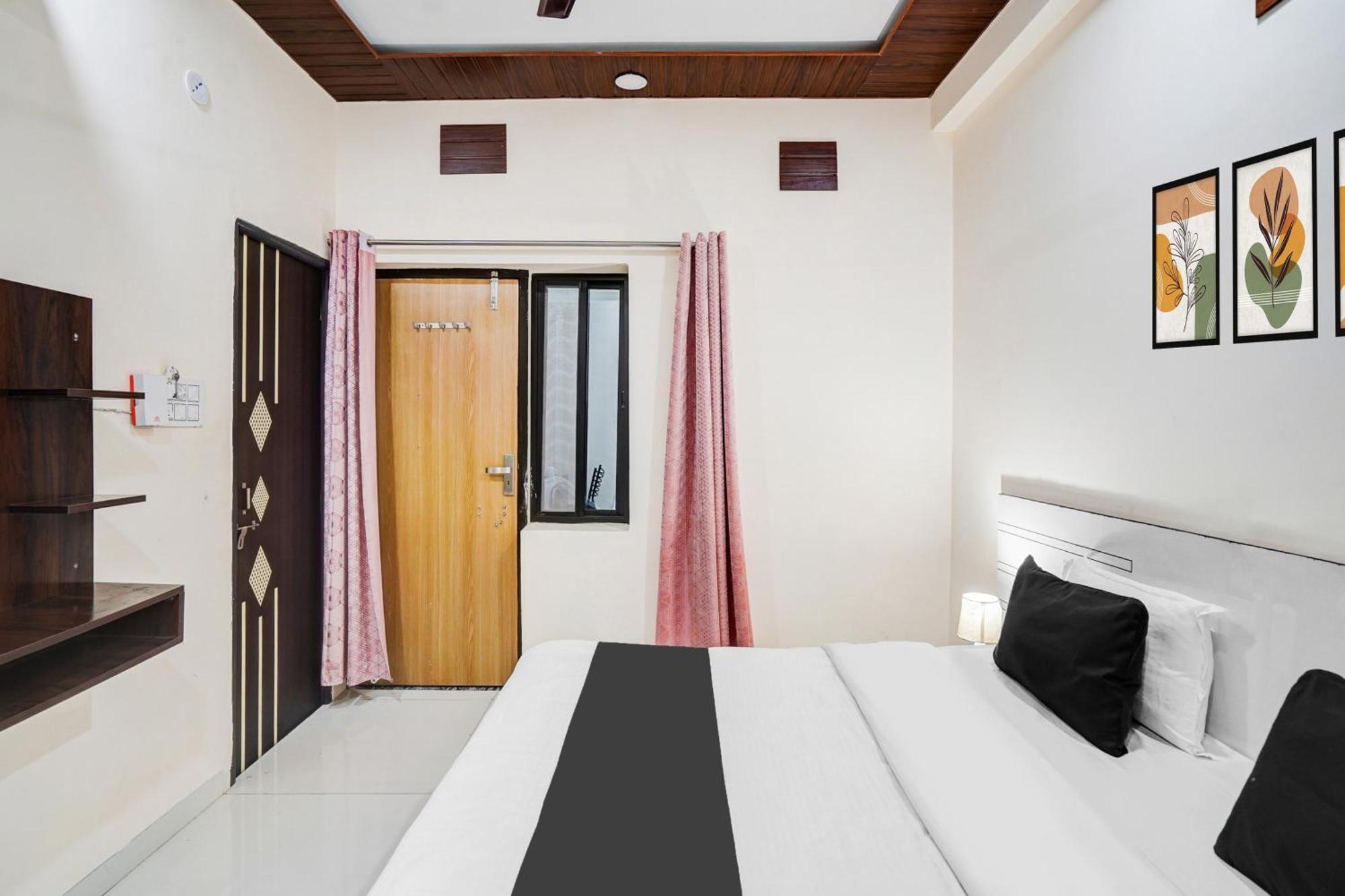 Super Hotel O Brilliant Convention Centre Formerly Madhur Shree Indore Dış mekan fotoğraf